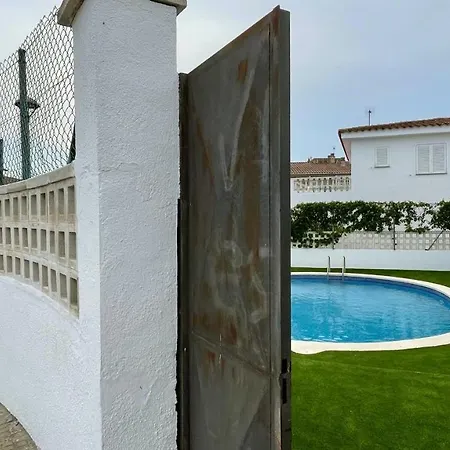 La Vinya I - Casas Adosadas * L' Escala