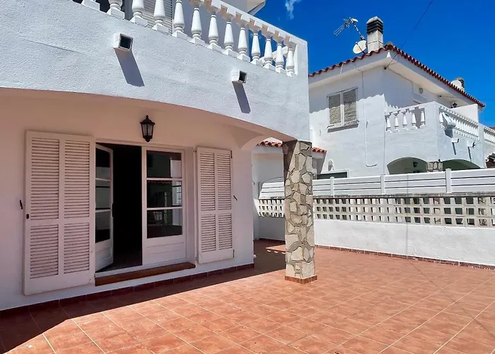Tatil Evi La Vinya 14 *