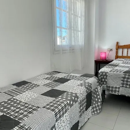 La Vinya 14 * L' Escala